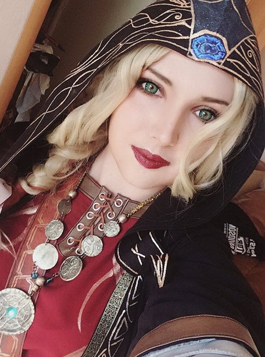 Master Robes of Destruction from Skyrim